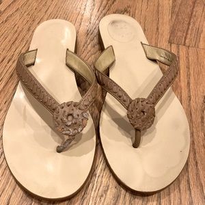 BROKEN Jack Rogers Rowan flip flop